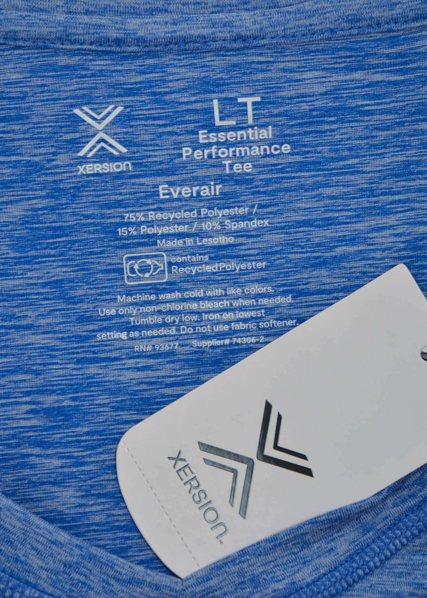 Xersion - L - Vneck Blue Tee